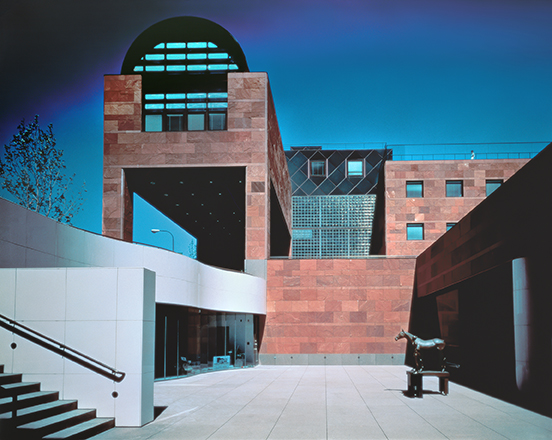 Los Angeles Contemporary Art Museum , Arata Isozaki, 1986. Photo: Yasuhiro Ishimoto