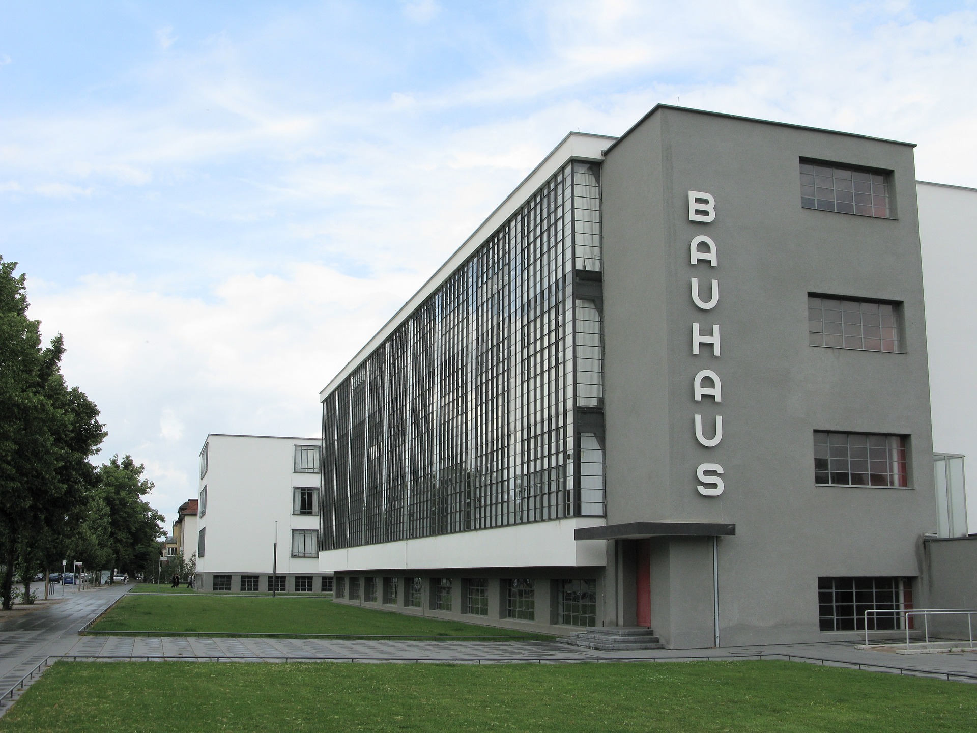 Bauhaus architecture - Dessau school