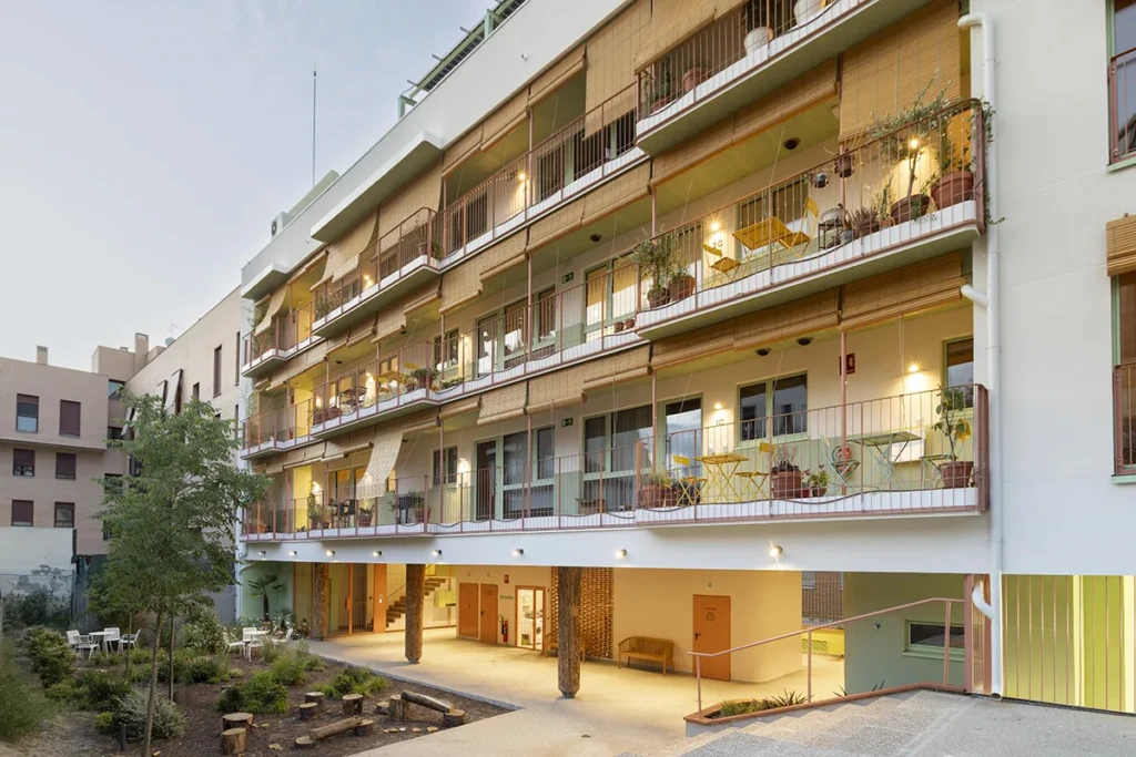 edificio pirita madera estructural